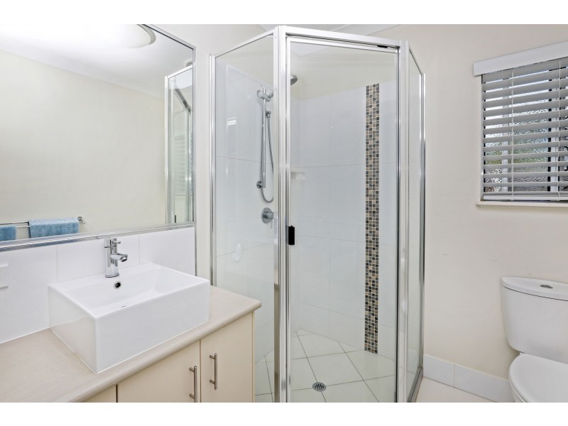 9 Como Close, Kewarra Beach QLD 4879
