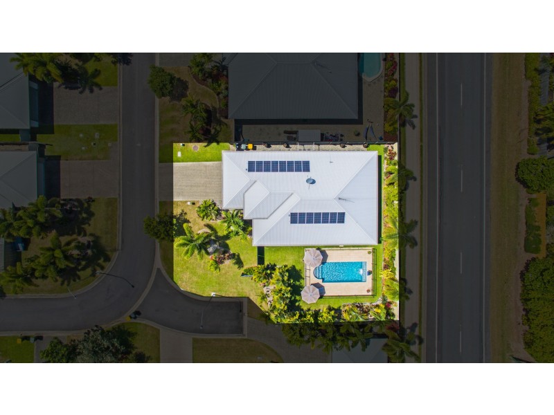 9 Como Close, Kewarra Beach QLD 4879