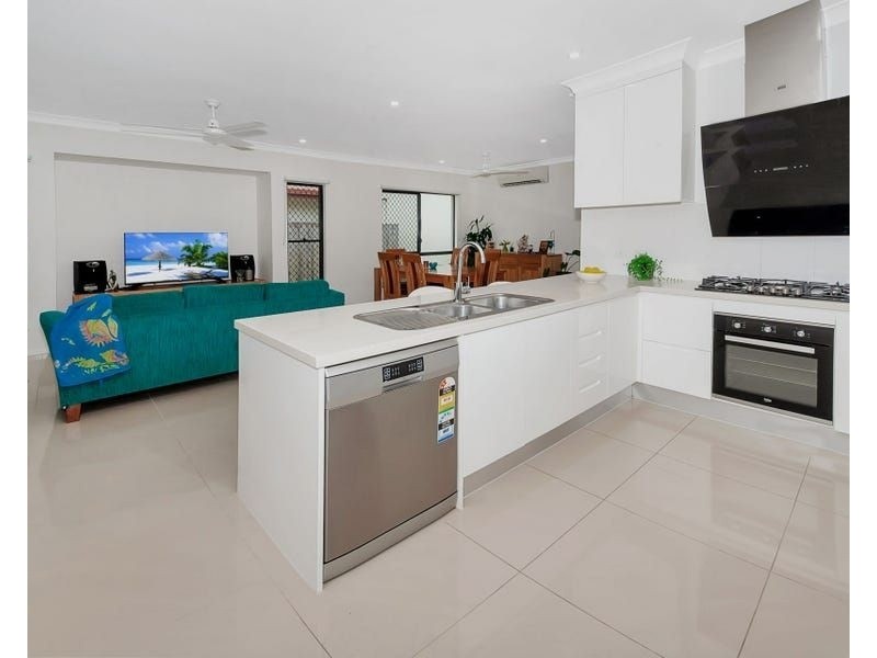 12 Singleton Close, Smithfield QLD 4878