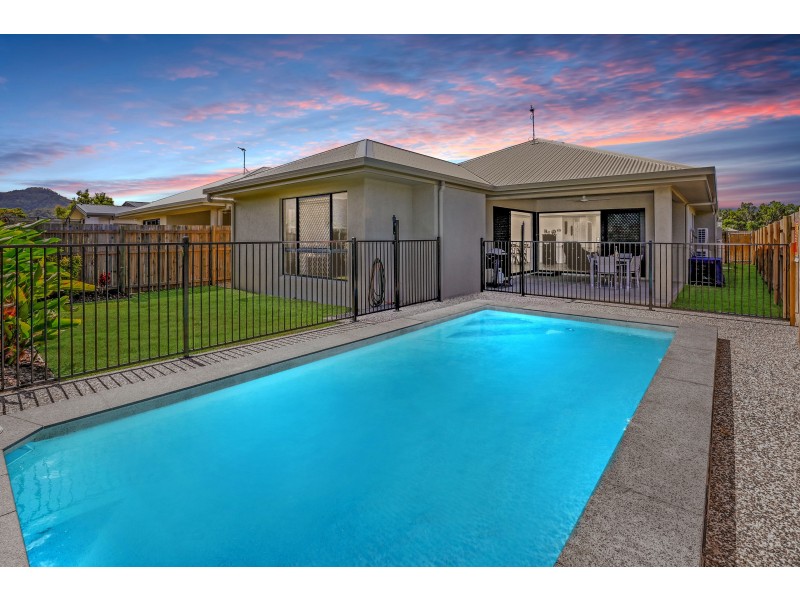 28 Barratta Circle, Trinity Park QLD 4879