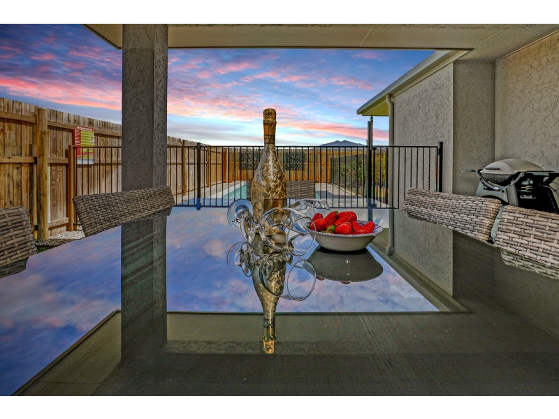 28 Barratta Circle, Trinity Park QLD 4879