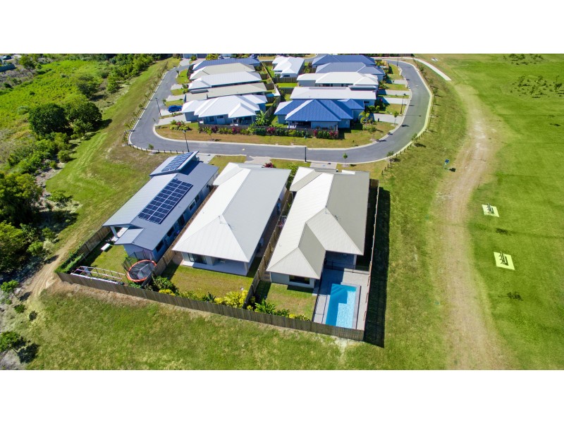 28 Barratta Circle, Trinity Park QLD 4879