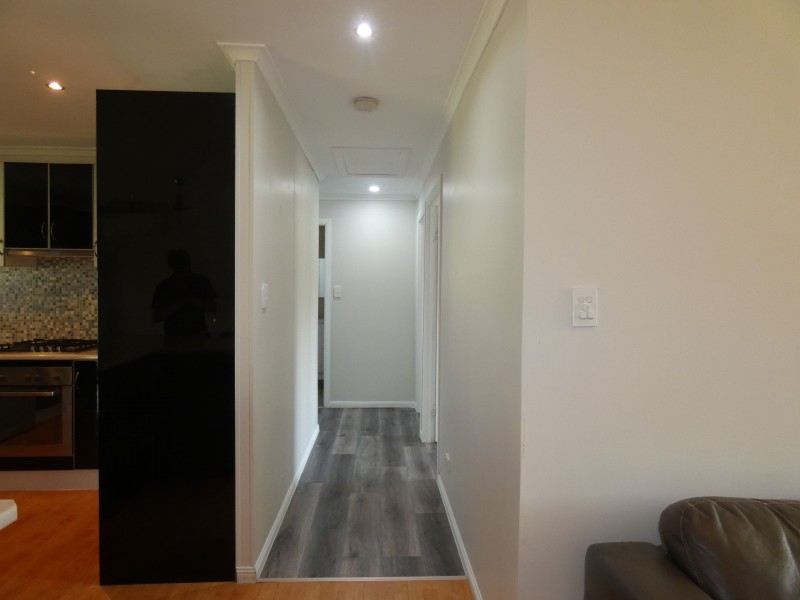 5-7 Burton Close, White Rock QLD 4868