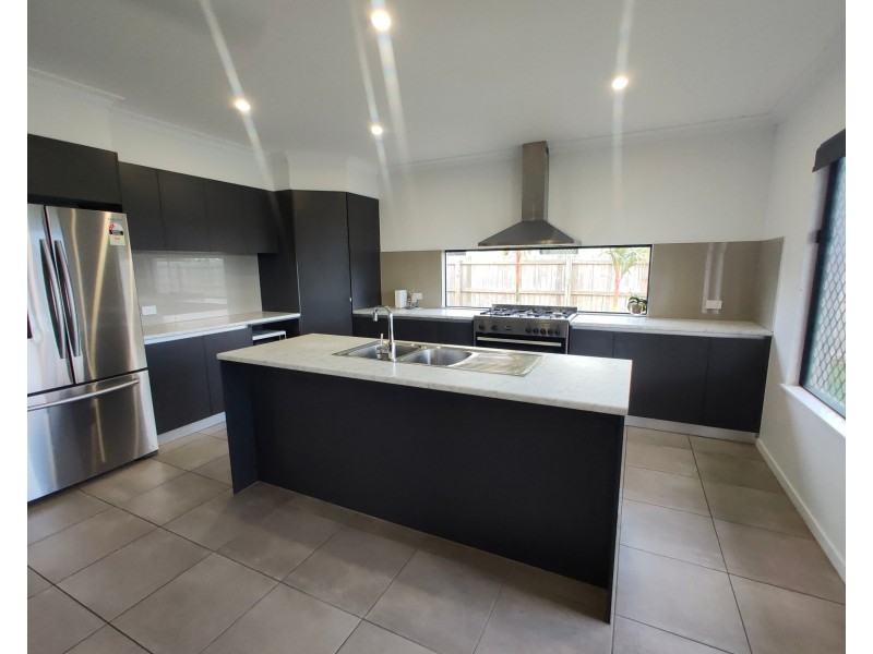 21 Newry Trail, Smithfield QLD 4878