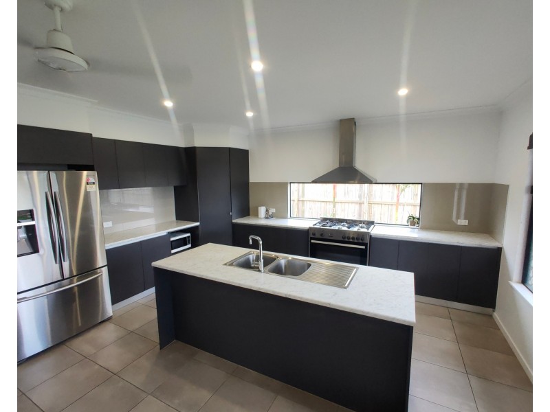 21 Newry Trail, Smithfield QLD 4878