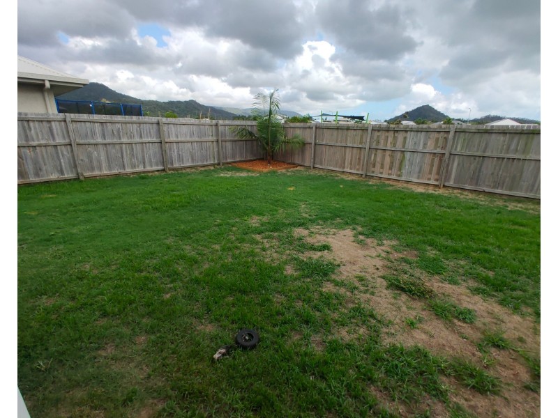21 Newry Trail, Smithfield QLD 4878