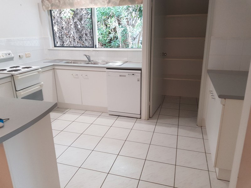 43 Windarra Street, Woree QLD 4868
