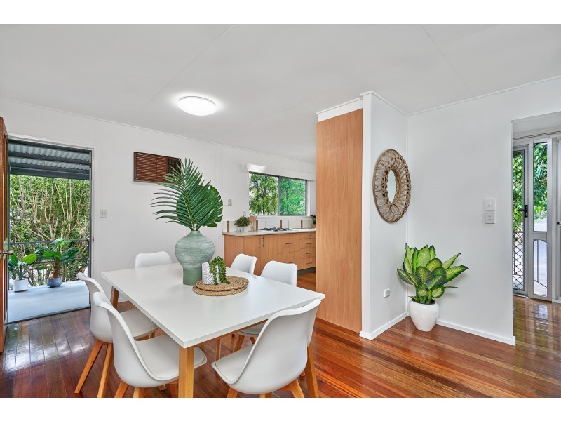 24 Valmadre Street, Caravonica QLD 4878