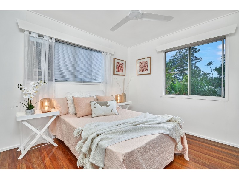 24 Valmadre Street, Caravonica QLD 4878