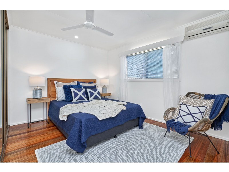 24 Valmadre Street, Caravonica QLD 4878