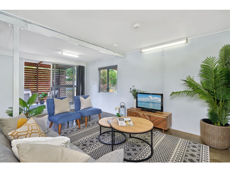 24 Valmadre Street, Caravonica QLD 4878