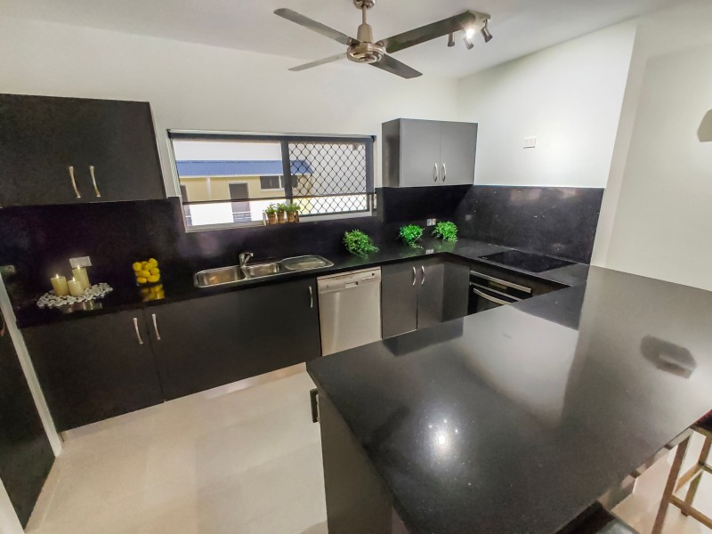 8/79 Arlington Esplanade, Clifton Beach QLD 4879