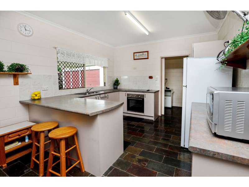 27 Accatino Street, Edmonton QLD 4869