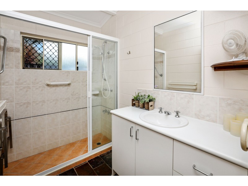 27 Accatino Street, Edmonton QLD 4869