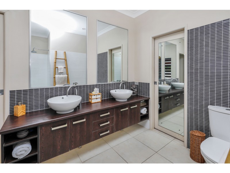 18 Manilla Close, Mount Sheridan QLD 4868