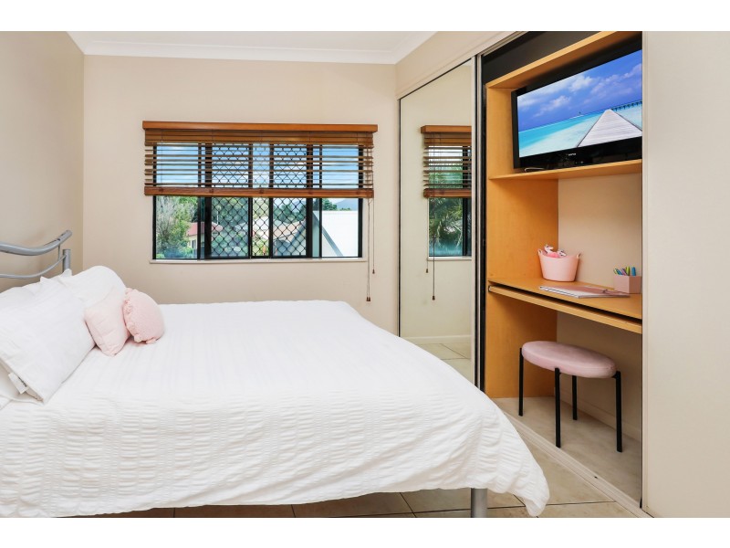 18 Manilla Close, Mount Sheridan QLD 4868