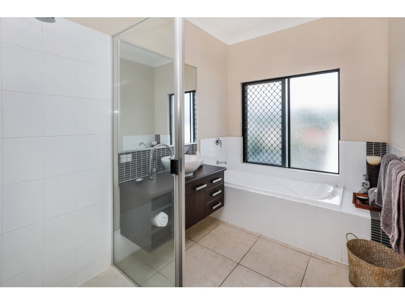 18 Manilla Close, Mount Sheridan QLD 4868