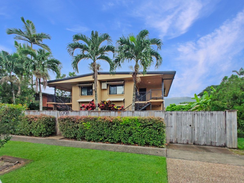 584 Bruce Highway, Woree QLD 4868