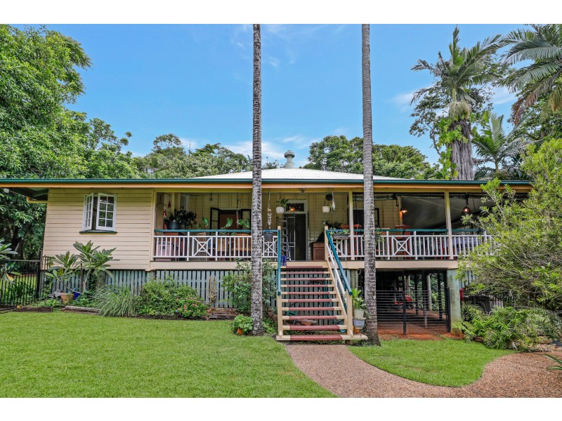5 Benn Street, Brinsmead QLD 4870