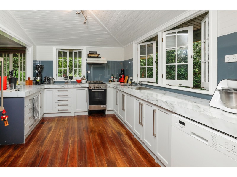 5 Benn Street, Brinsmead QLD 4870