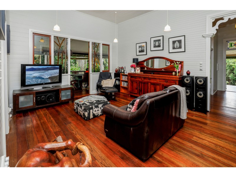 5 Benn Street, Brinsmead QLD 4870