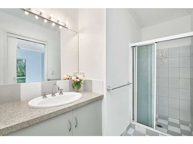 16 Baines Street, Clifton Beach QLD 4879