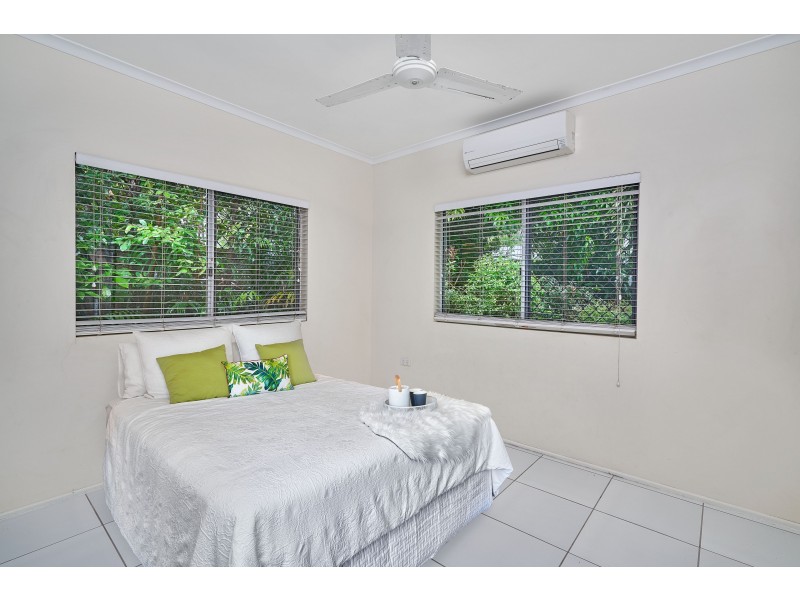 16 Baines Street, Clifton Beach QLD 4879