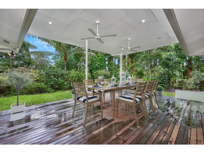 16 Baines Street, Clifton Beach QLD 4879