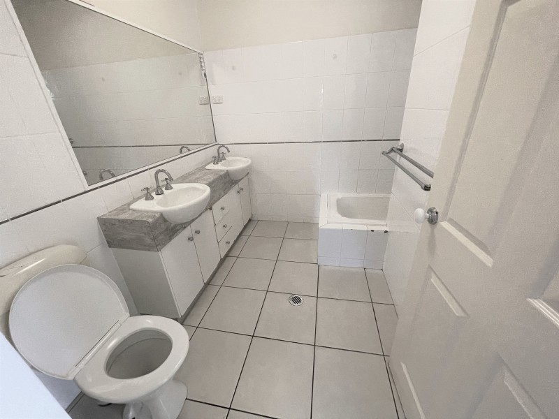 6/306 Pease Street, Edge Hill QLD 4870