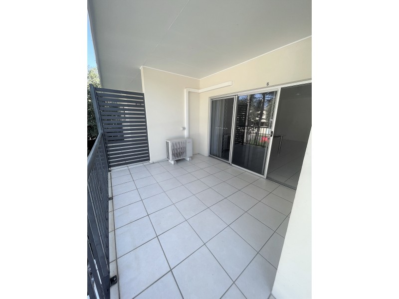 6/306 Pease Street, Edge Hill QLD 4870