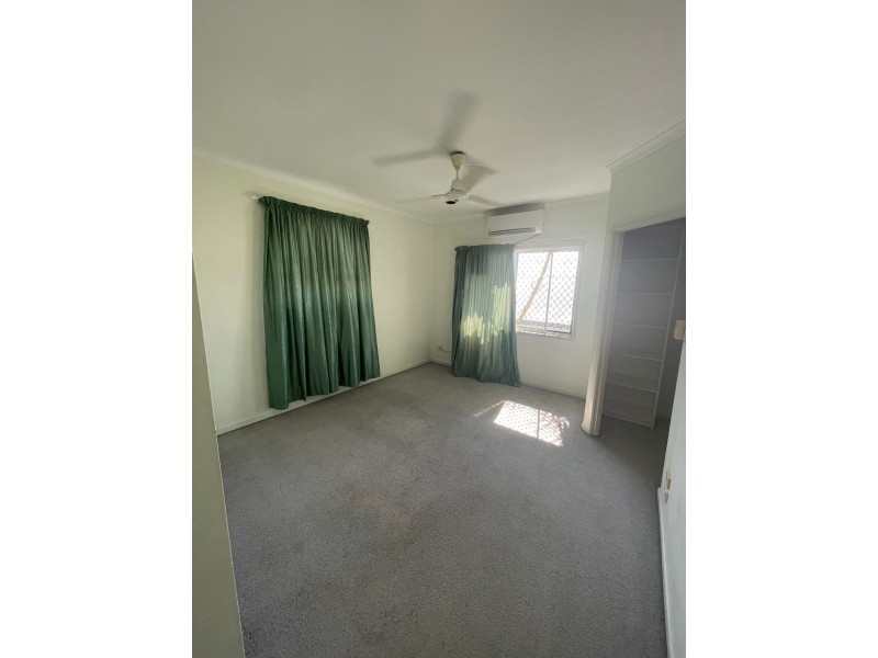 1/9 Balaclava Road, Earlville QLD 4870