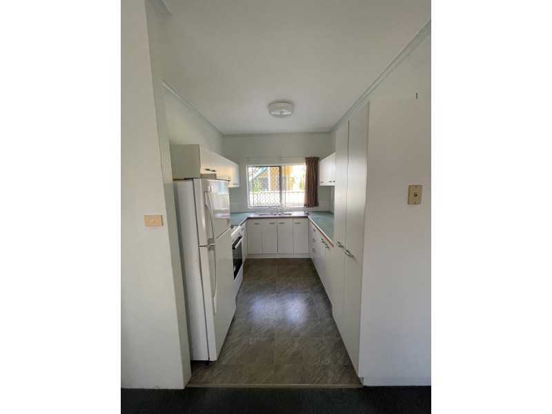 2/25 Balaclava Road, Earlville QLD 4870