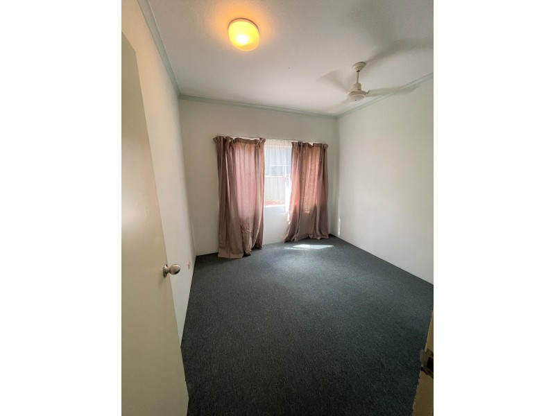 2/25 Balaclava Road, Earlville QLD 4870
