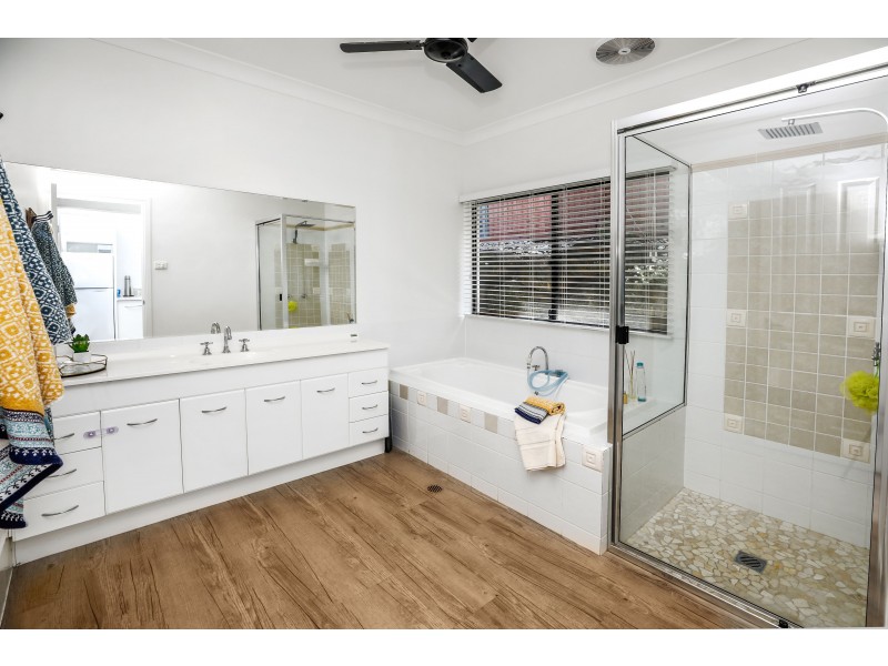 40 Terminalia Street, Redlynch QLD 4870