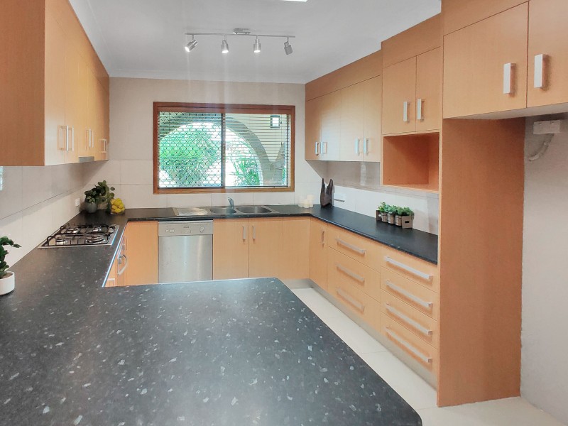 168 Toogood Road, Bayview Heights QLD 4868