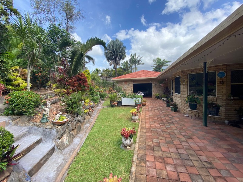 38 Timberlea Drive, Bentley Park QLD 4869