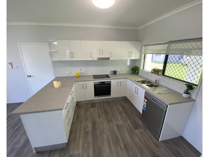 14 Kalinda Close, White Rock QLD 4868