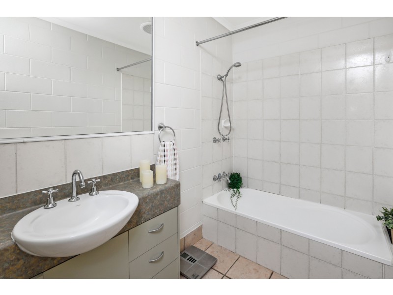 2/66 Barnard Drive, Mount Sheridan QLD 4868