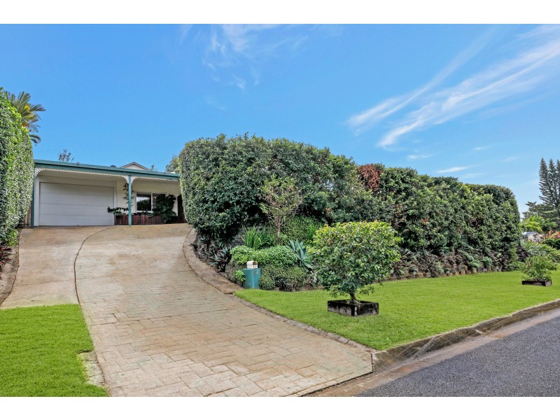 12 Snowwood Close, Mount Sheridan QLD 4868