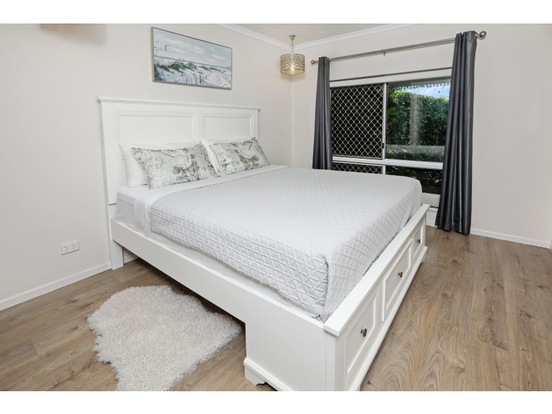 12 Snowwood Close, Mount Sheridan QLD 4868