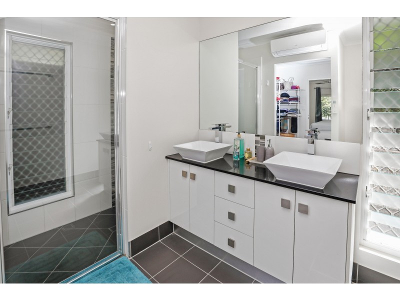 12 Snowwood Close, Mount Sheridan QLD 4868