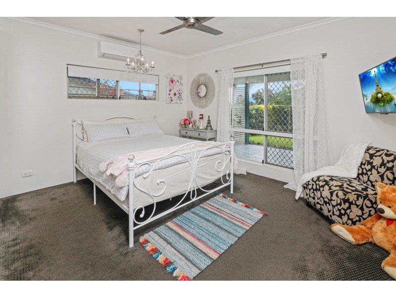 12 Snowwood Close, Mount Sheridan QLD 4868