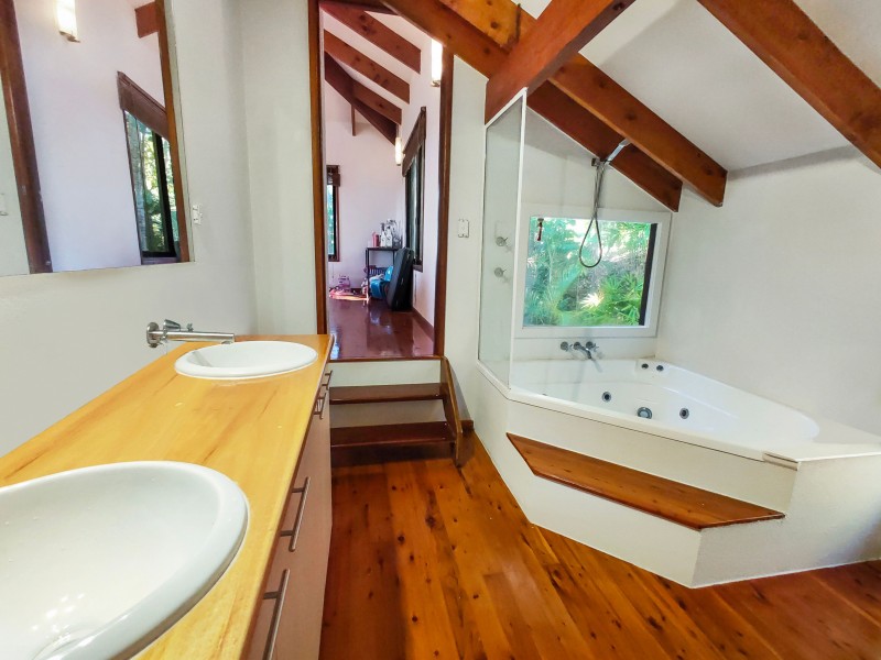 30-32 Ellison Street, Clifton Beach QLD 4879