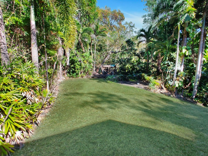 30-32 Ellison Street, Clifton Beach QLD 4879