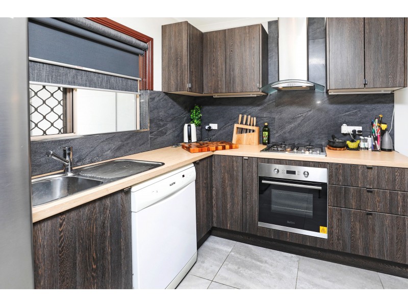 12/5 Charlotte Close, Woree QLD 4868