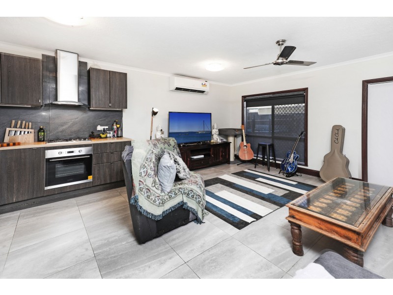 12/5 Charlotte Close, Woree QLD 4868