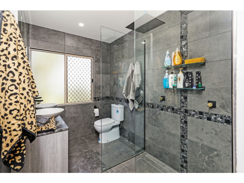 12/5 Charlotte Close, Woree QLD 4868