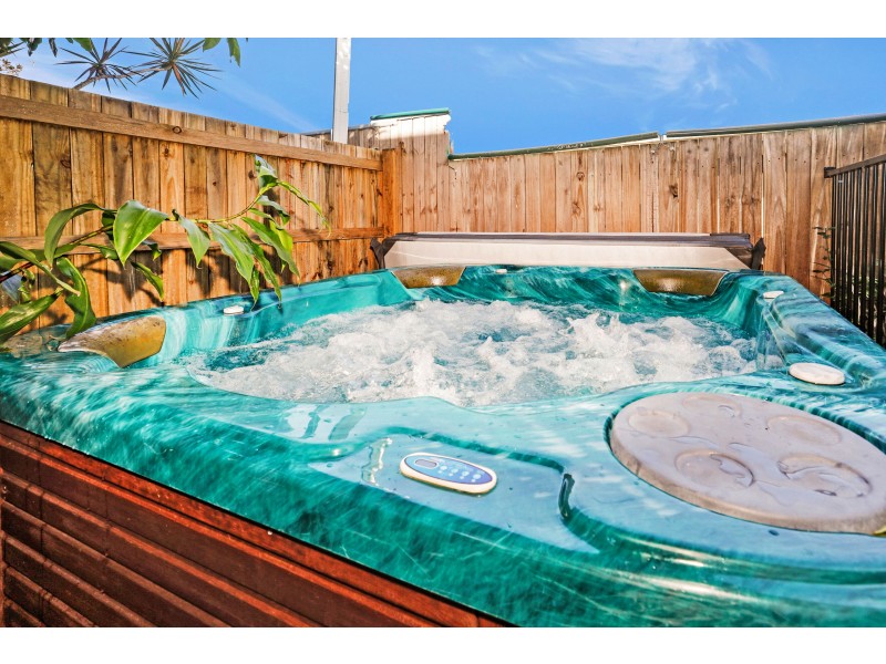 12/5 Charlotte Close, Woree QLD 4868