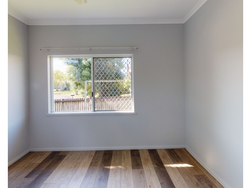 8 Wooley Close, Kanimbla QLD 4870