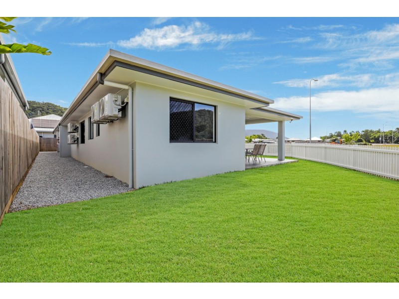 20 Master Circuit, Trinity Beach QLD 4879